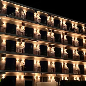 Miami , Golem (Tirana) Albania